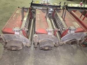 lot 33073 image: (1) Toro Turf Attachment