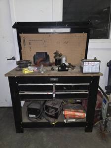 lot 33087 image: Kobalt Workbench