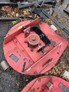 lot 33115 image: Toro Blader Cover Attachment