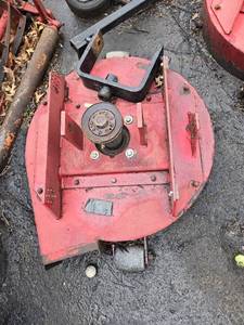 lot 33116 image: Toro Blader Cover Attachment
