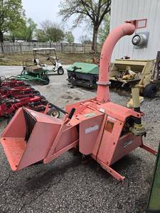 lot 33121 image: Befco 3 Point Wood Chipper