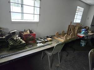 lot 33138 image: Contents Of Tables