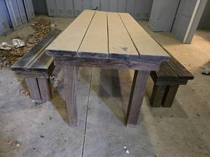 lot 46510 image: 6ft Harvest Table W2 Benches