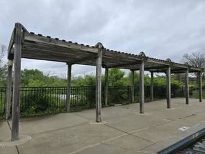 lot 46521 image: 40ft Wooden Pergola