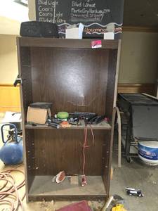 lot 81635 image: Cabinet W Contents