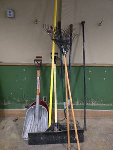 lot 81641 image: Shovels, Rakes, And More