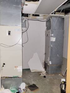 lot 81646 image: Furnaces Model GB5BM-060K-C