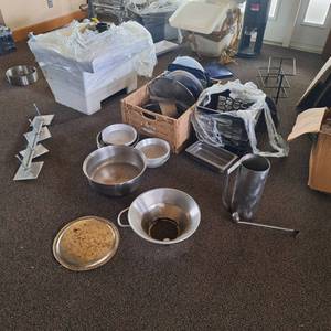 lot 27155 image: Lot of Stainless Dishes - Lids - and Chafing Burner Dishes