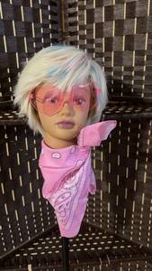 lot 1472 image: Blonde pixie with pink and blue highlights, cosplay wig