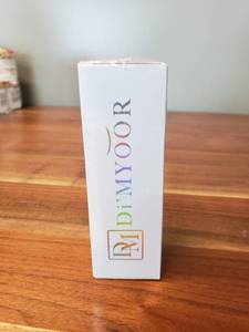 lot 47682 image: DiMyoor Tri-Color Hydrating Essance