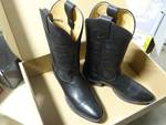 Nocona Boots, Black, size 8 D.