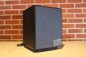 lot 104 image: SAMSUNG SPEAKER