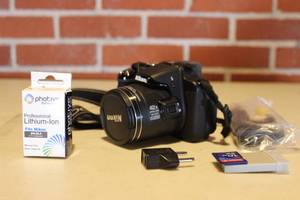 lot 114 image: NIKON P520