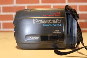 lot 119 image: PANASONIC PV-IQ5250