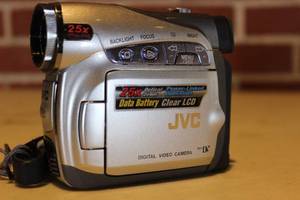 lot 127 image: JVC DIGITAL VIDEO CAMERA GR-D250
