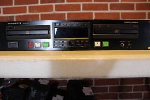 lot 141 image: MARANTZ CD RECORDERCD PLAYER CDR510