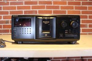 lot 145 image: SONY COMPACT DISC PLAYER CDP-CX355