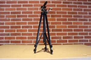 lot 149 image: TRIPOD