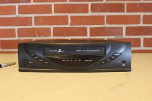 lot 152 image: ZENITH VCR VRB410
