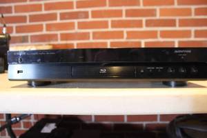 lot 247 image: YAMAHA BLUE RAY PLAYER