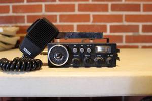 lot 249 image: BLAUPUNKT CB BCB-5231