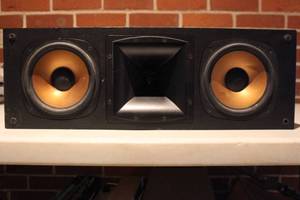 lot 284 image: RC3 2 BLACK SPEAKER