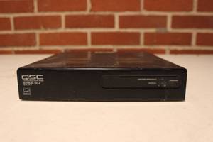 lot 289 image: QSC AMPLIFIER