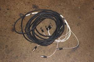 lot 316 image: MIC CABLE
