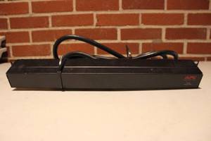lot 322 image: APC BASIC RACK PDU
