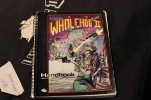 lot 335 image: WHOLEHOG 2 DMX LIGHT CONTROLLER