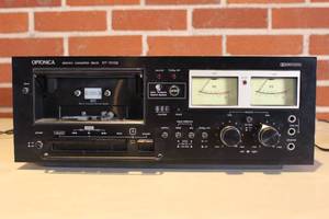 lot 35 image: OPTONICA STEREO CASSETTE DECK RT-1515B