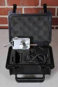 lot 41 image: SONY CAMARA DSC-S650