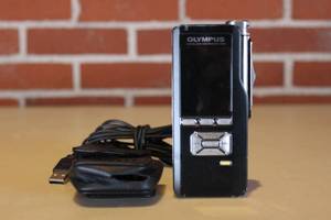 lot 43 image: OLYMPUS DIGITAL VOICE RECORDER DS-7000