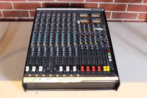 lot 48 image: SOUNDCRAFT 200BVE MIXER