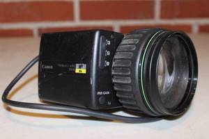 lot 294 image: CANON KTSSX14 CAMERA LENS