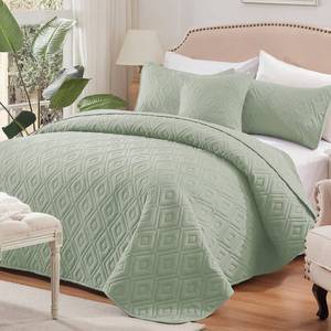 lot 60147 image: COZYART Quilt Set FullQueen Size, Sage Green Lightweight Bedspread with Pillow Shams, Soft Coverlet Quilt Bedding Sets for All Season,Dimond,3 Pieces,1 Quilt 2 Pillow Shams