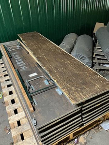 lot 203 image: Event Tables (5)