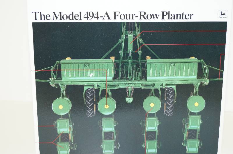 lot 1645 image: Precision ERTL John Deere Model 494-A Four-Row Planter, 116 scale, NIB