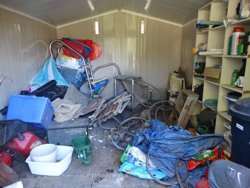 lot 231 image: Contents of shed.