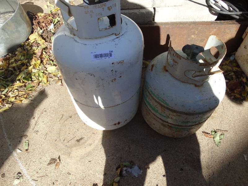 lot 236 image: 2- Propane tanks.