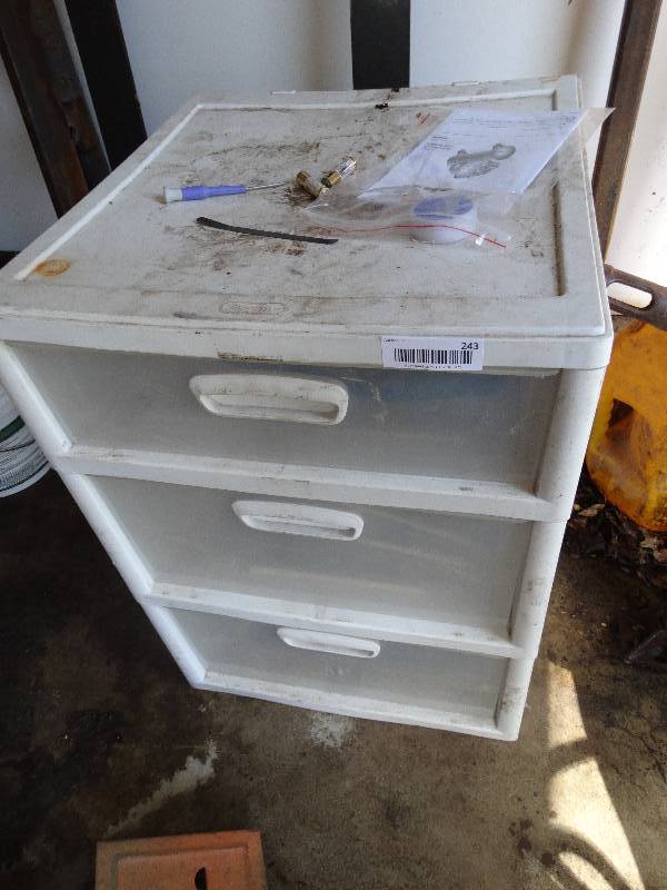 lot 243 image: 3- Drawer plastic organizer.