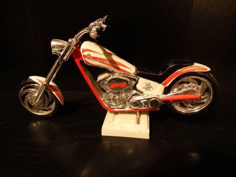 lot 408 image: Budweiser collection cool rider #2776 ceramic collectable motorcycle
