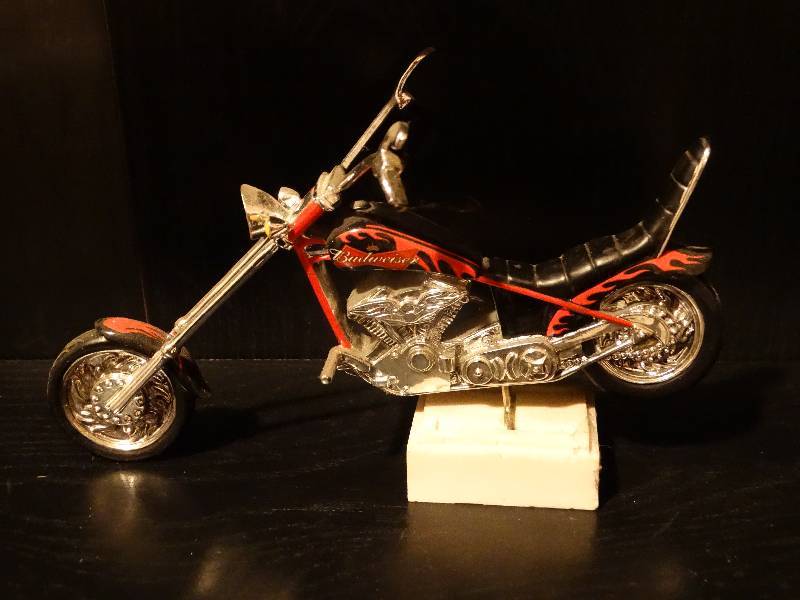 lot 411 image: Budweiser collection-Born on bad boy #3720 collectable ceramic motorcycle.