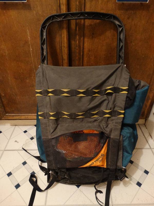 lot 436 image: Camp trails back pack