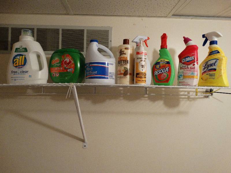lot 438 image: Cleaning supplies & misc.