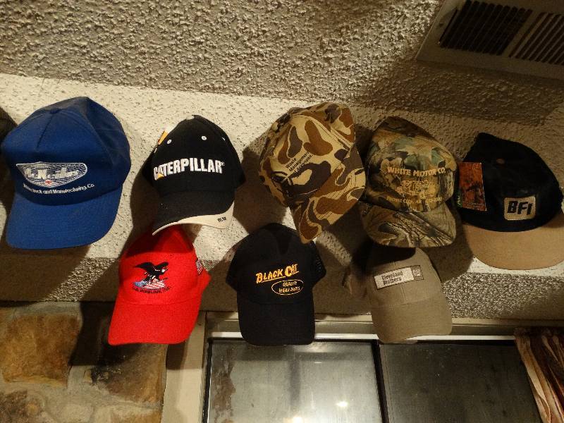 lot 522 image: Lot of HatsCaps.