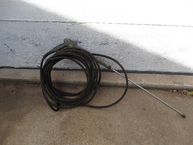 lot 705 image: Power Washer Gun
