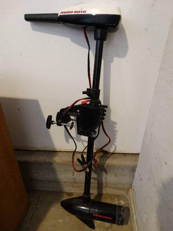lot 728 image: Mini Kota Trolling motor - needs propeller