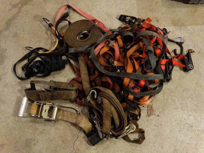 lot 835 image: Lot of MIsc. tie downs