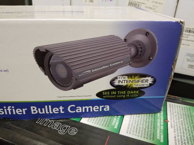 lot 5674 image: Speco Intensifier 2 Series HT-INTB8 Weatherproof Bullet Camera